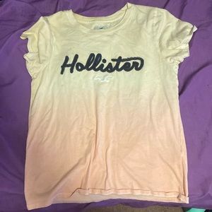 Hollister r shirt size small